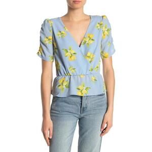 Socialite Short Sleeve Blouse In Blue Periwinkle Floral Print Size M